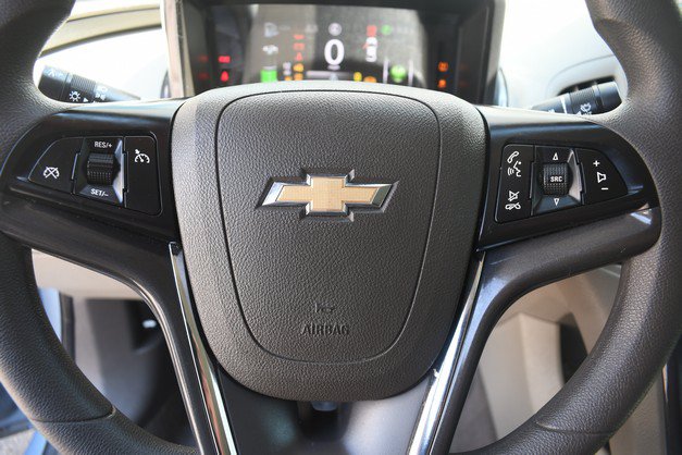 Used 2013 Chevrolet Volt FWD image 30