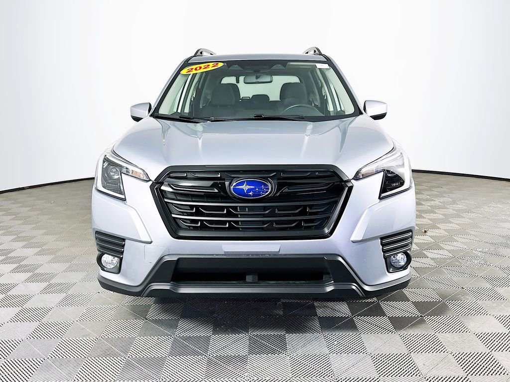 Certified 2022 Subaru Forester Premium image 4