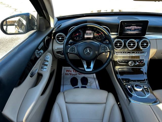Used 2018 Mercedes-Benz C 300 4MATIC Sedan image 33