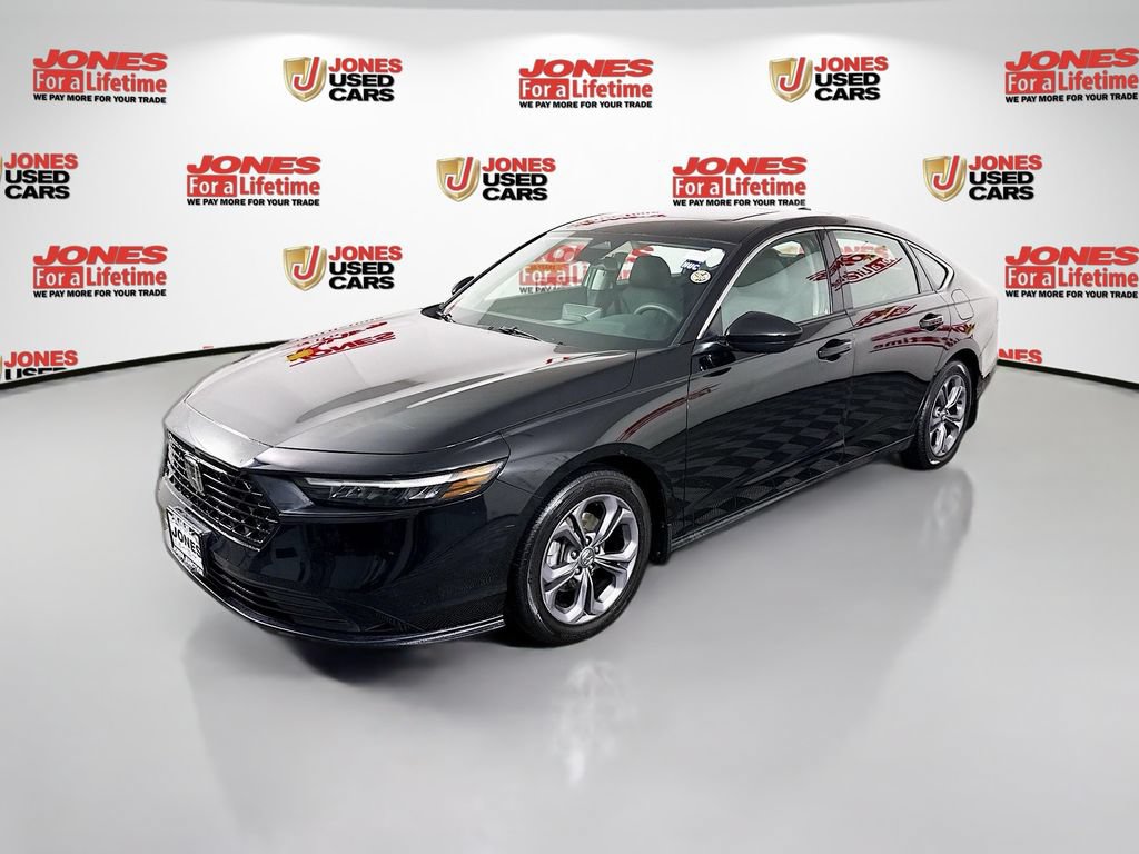Used 2023 Honda Accord EX image 13