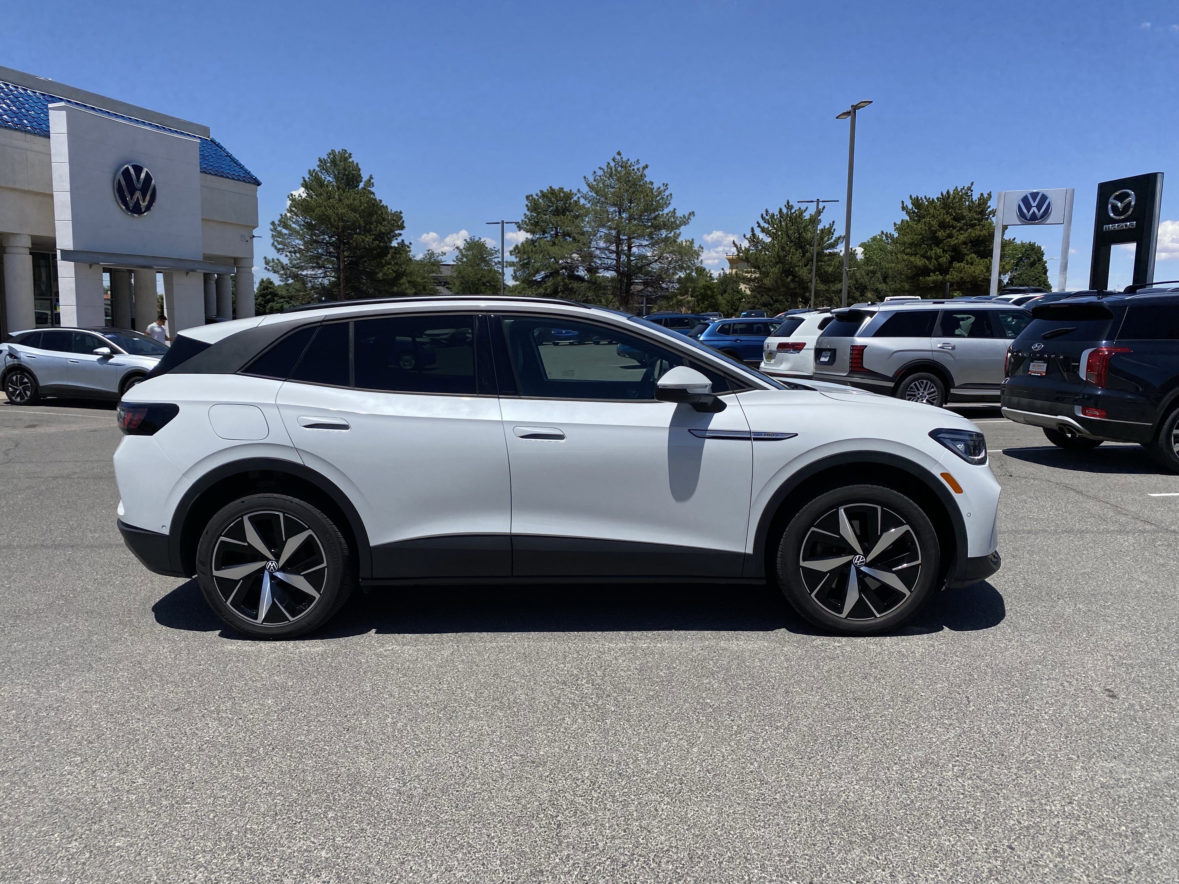 Used 2023 Volkswagen ID.4 Pro S AWD/4WD image 45