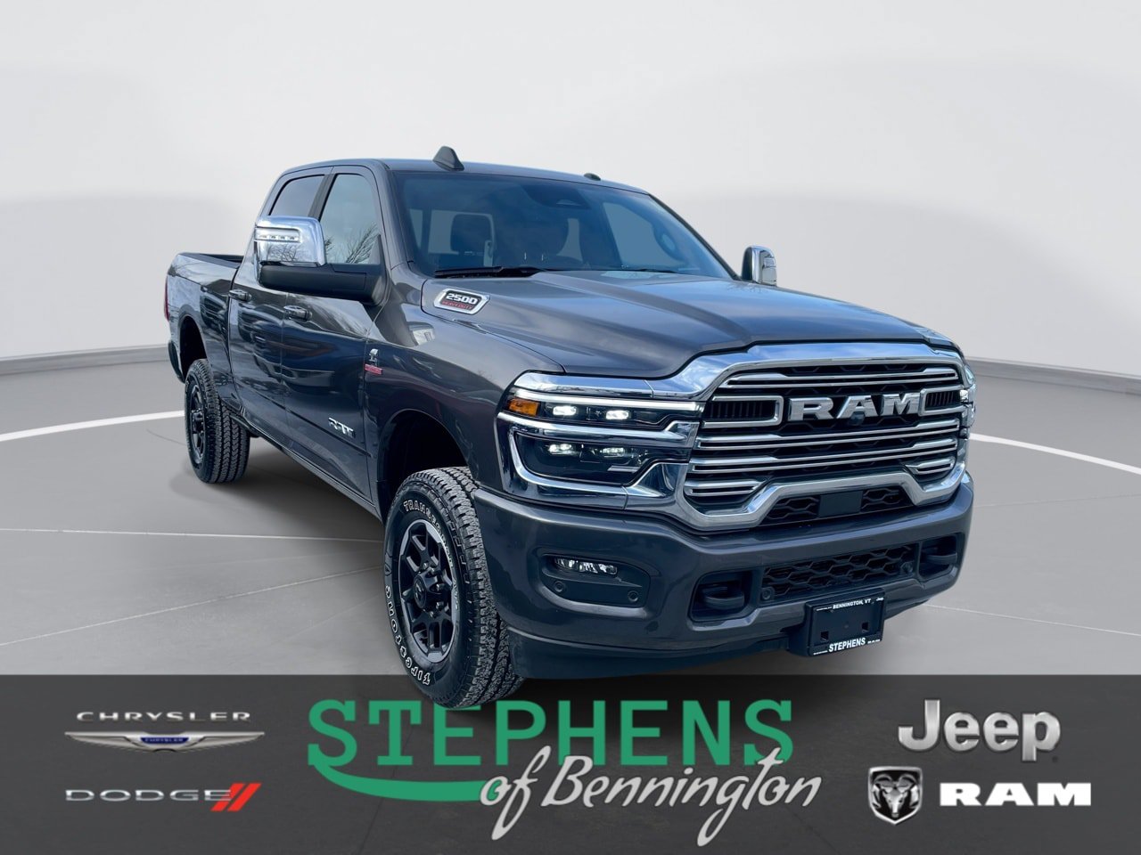 Used 2026 RAM 2500 Laramie AWD/4WD image 1