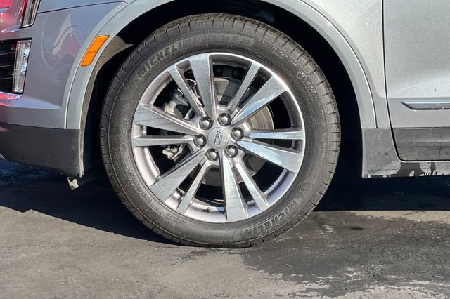 Used 2025 Cadillac XT5 Premium Luxury image 37