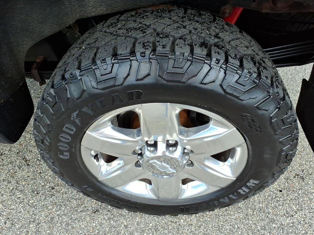 Certified 2020 Chevrolet Silverado 2500 LTZ w/ LTZ Premium Package image 9