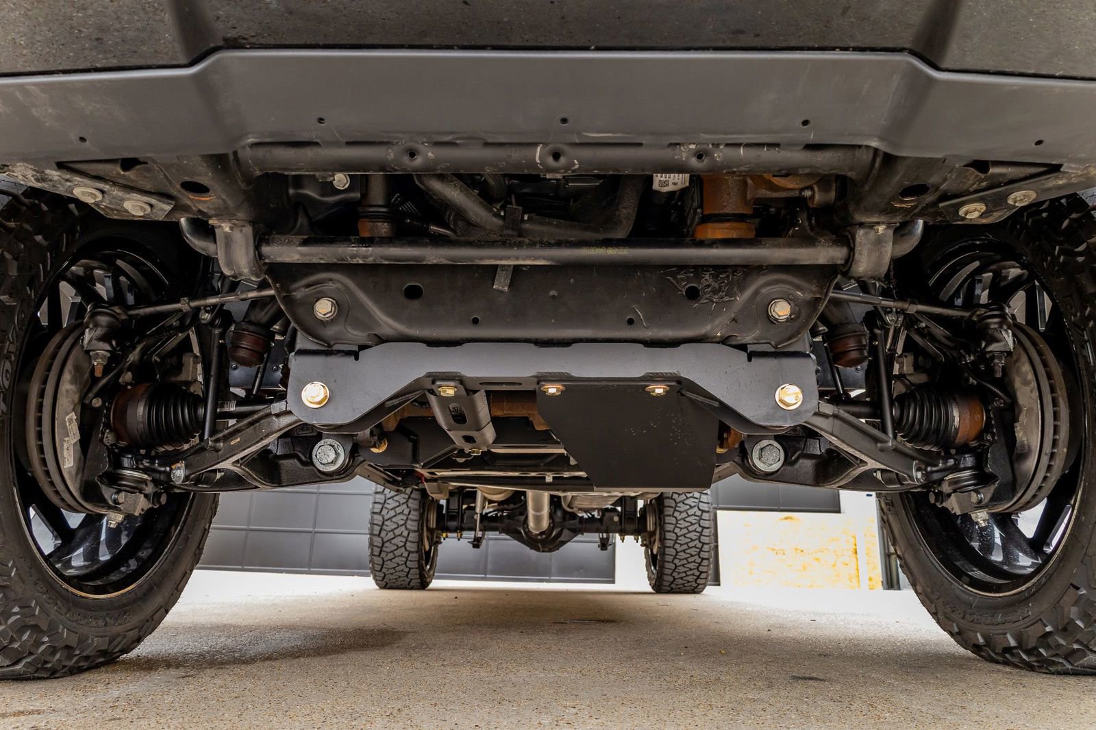 Used 2025 GMC Sierra 2500 AT4X image 15