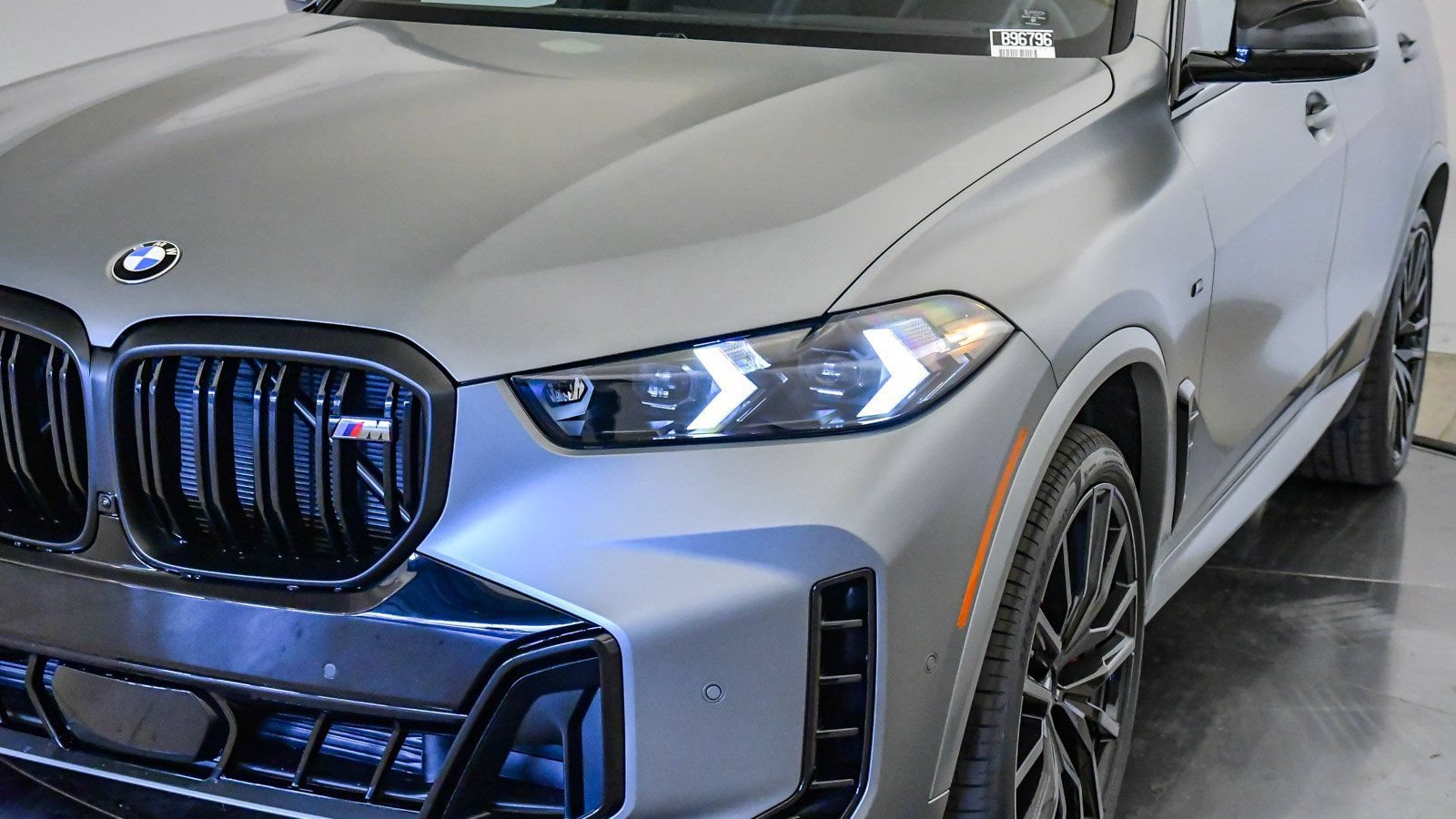 New 2026 BMW X5 M60i AWD/4WD image 10