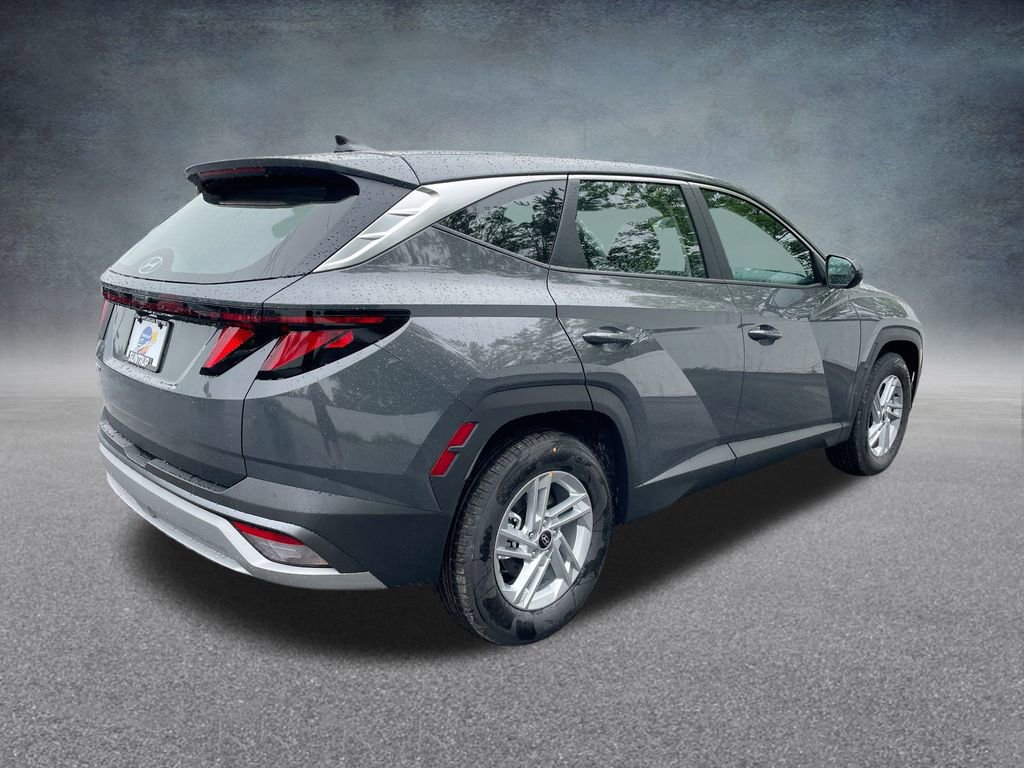 Certified 2025 Hyundai Tucson SE image 32