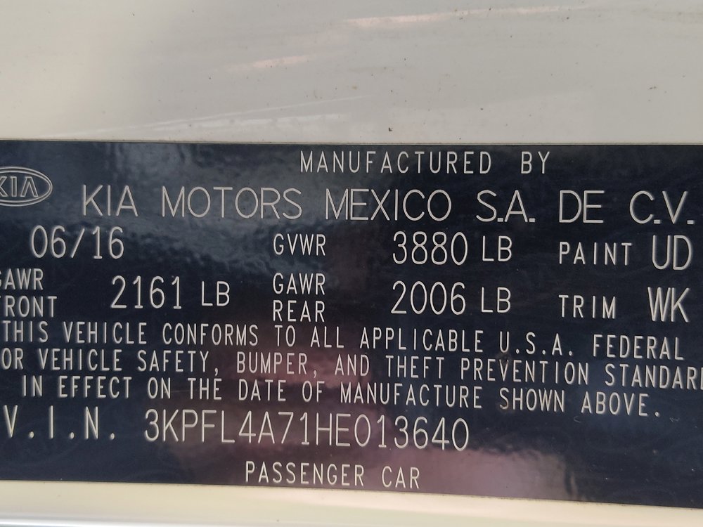 Used 2017 Kia Forte S FWD image 33