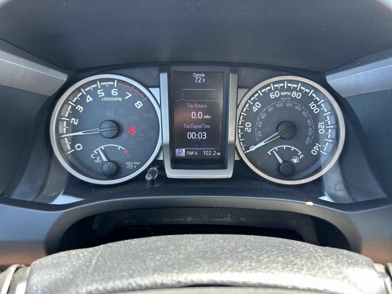Used 2019 Toyota Tacoma SR5 AWD/4WD image 28