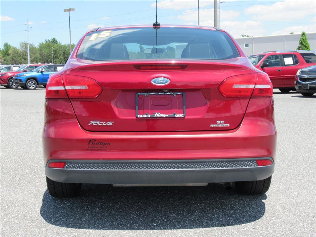 Used 2015 Ford Focus SE FWD image 6
