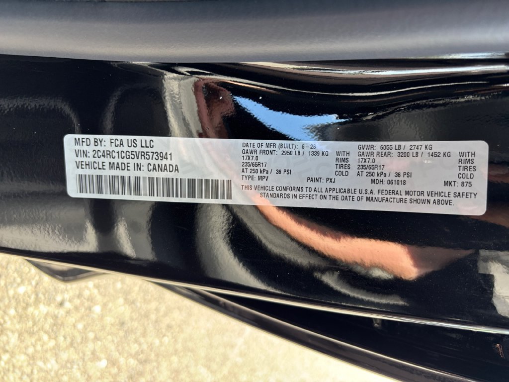 New 2027 Chrysler Pacifica LX FWD image 30