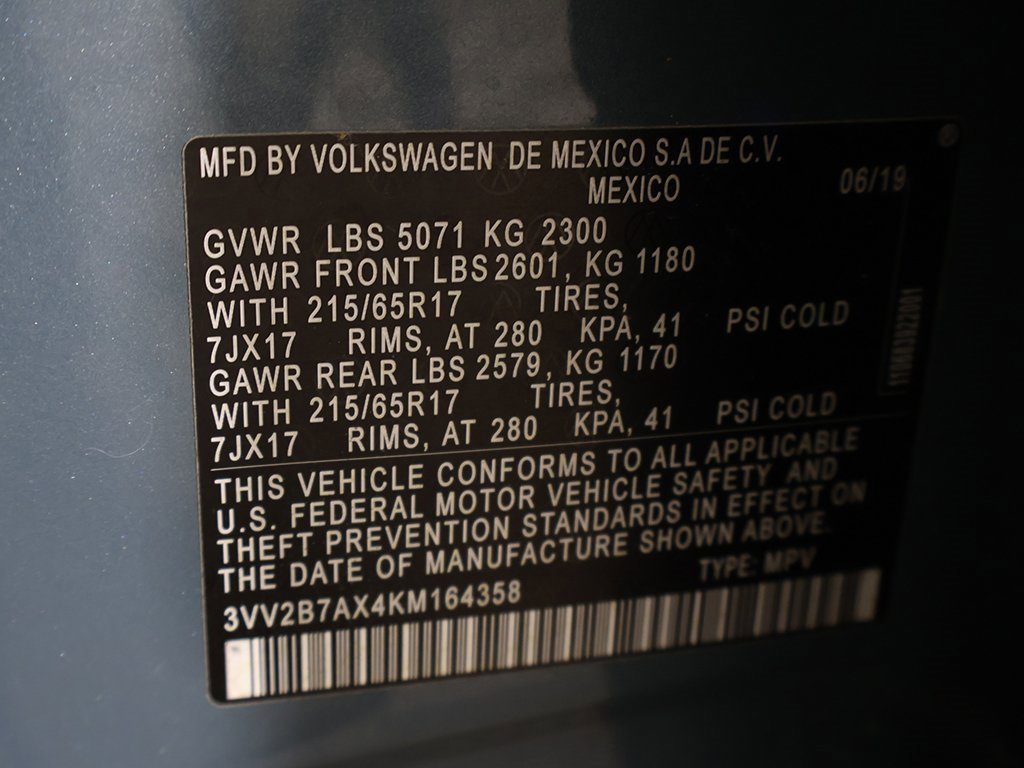 Used 2019 Volkswagen Tiguan SE w/ Panoramic Sunroof Package image 53