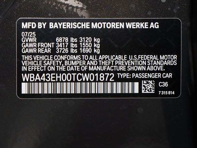 Used 2026 BMW 750e xDrive AWD/4WD image 23