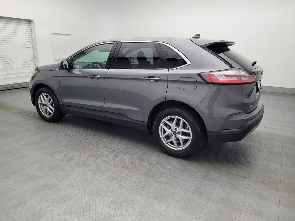 Used 2023 Ford Edge SEL image 3
