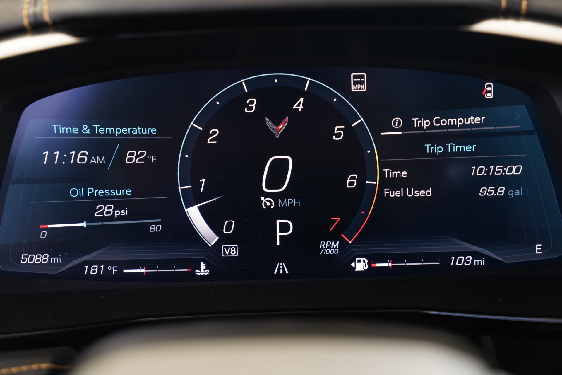 Used 2021 Chevrolet Corvette Stingray Preferred Cpe w/ Engine Appearance Package RWD image 18