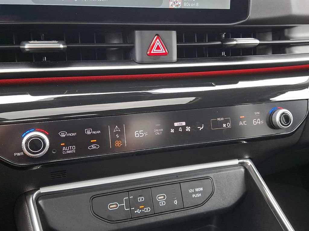 Certified 2025 Kia Carnival SX Prestige FWD image 18