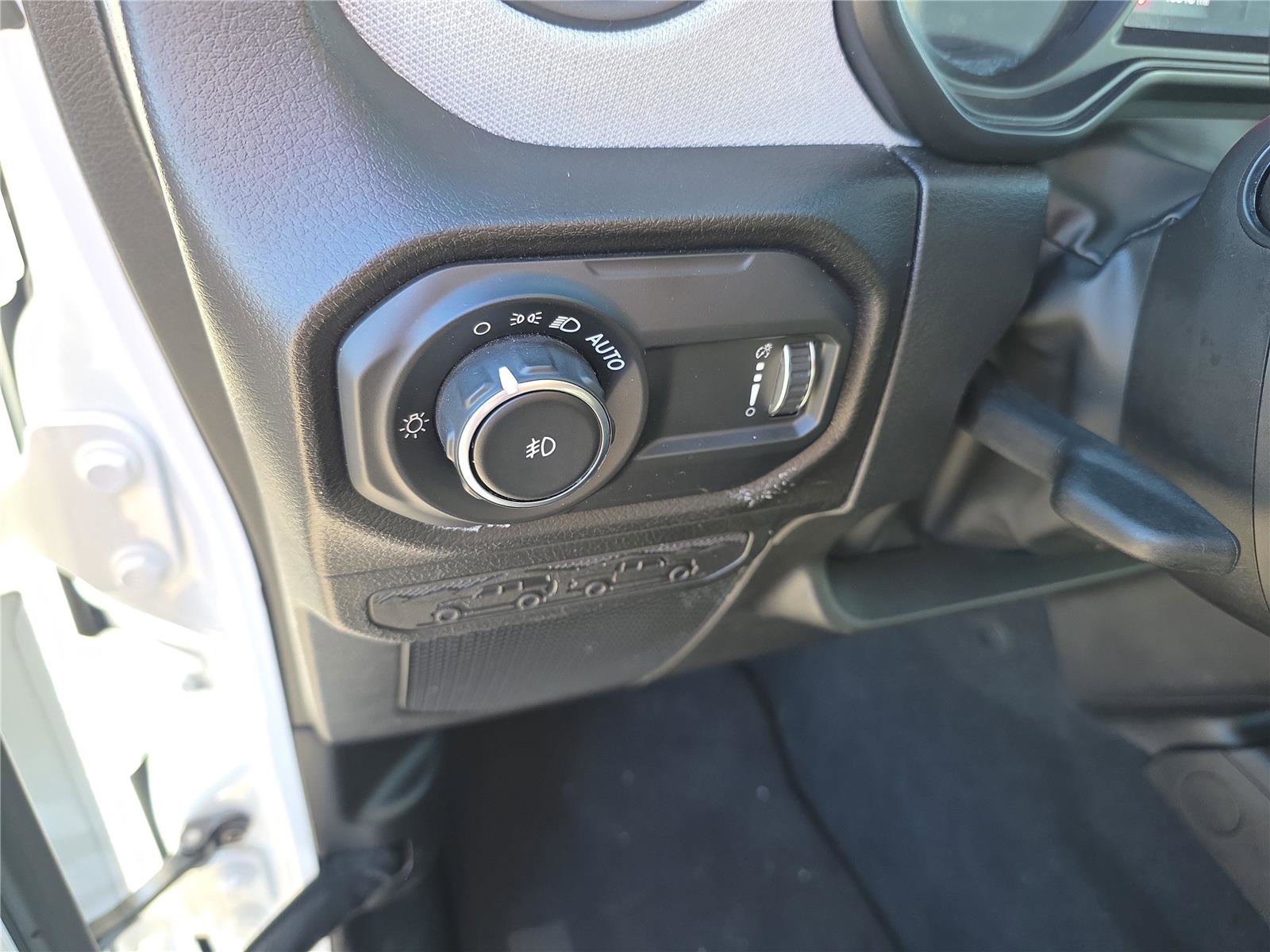 Used 2024 Jeep Wrangler Sport S image 18