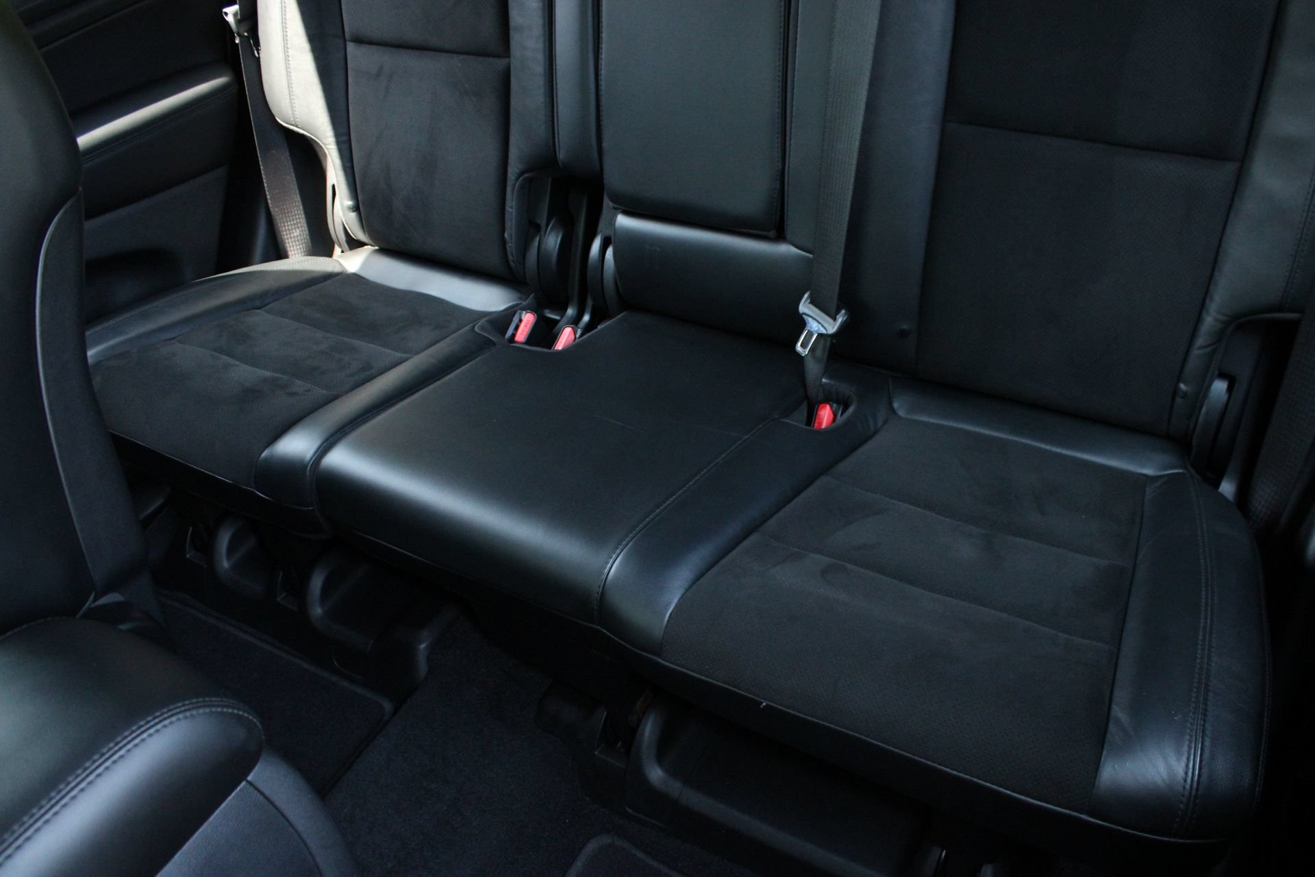 Used 2021 Jeep Grand Cherokee Laredo X AWD/4WD image 18