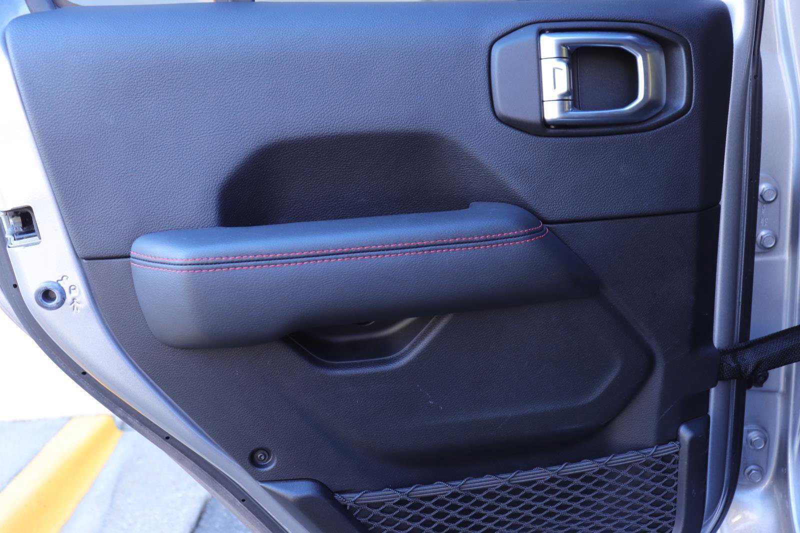 Used 2019 Jeep Wrangler Unlimited Rubicon image 12