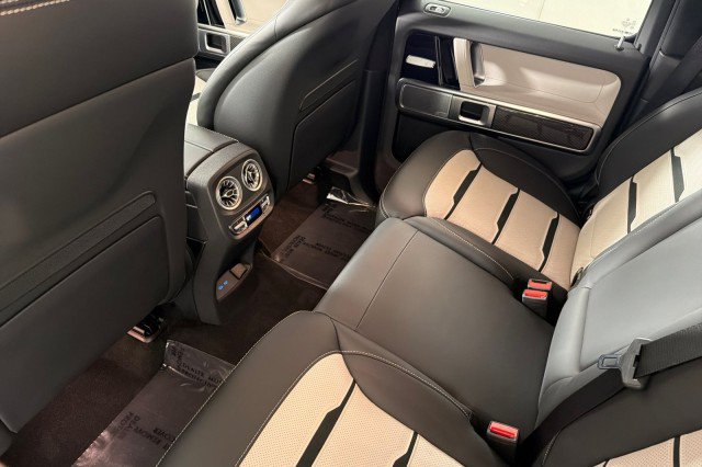 Used 2025 Mercedes-Benz G 63 AMG 4MATIC image 11
