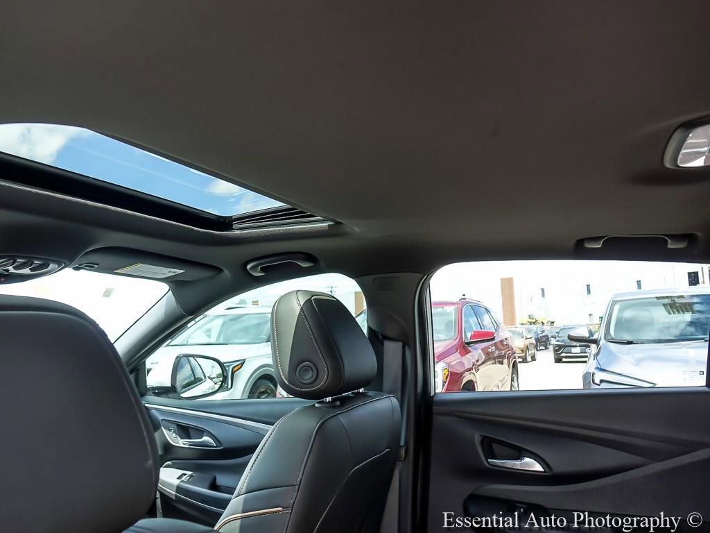 Used 2025 Buick Envista Avenir FWD image 13