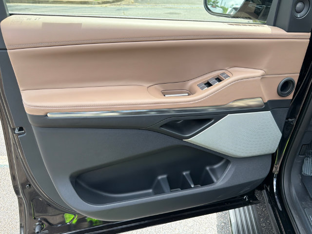 New 2027 Lincoln Navigator L Black Label AWD/4WD image 12