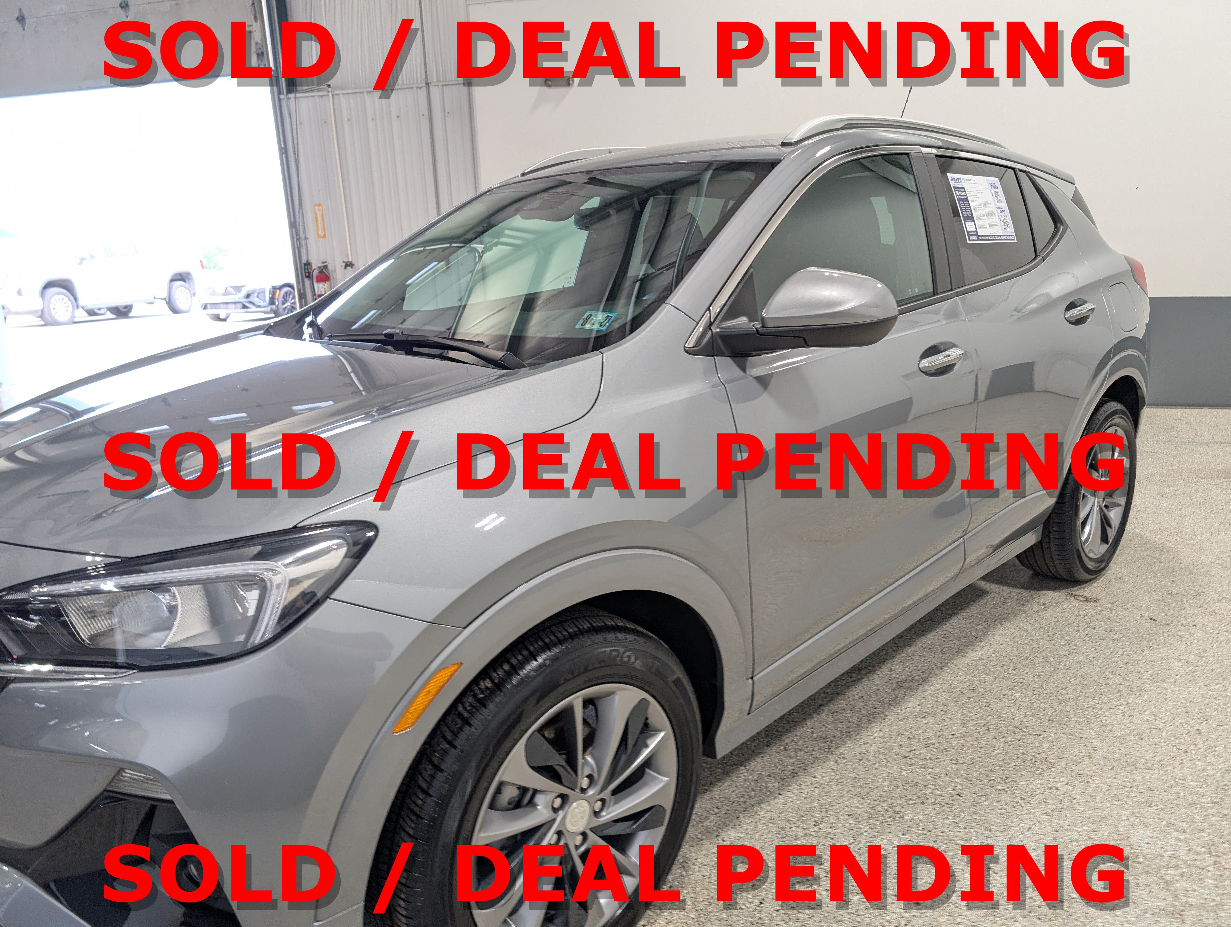 Used 2023 Buick Encore GX Select w/ Sport Touring Package FWD image 7