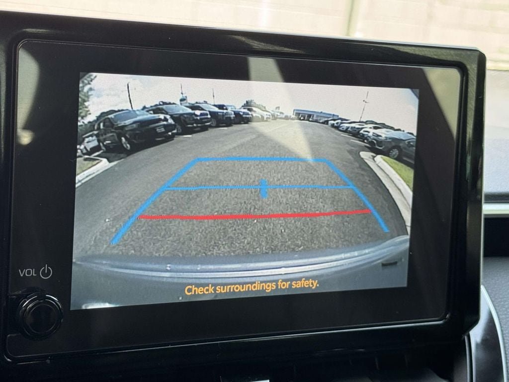 Used 2024 Toyota Corolla XSE FWD image 5