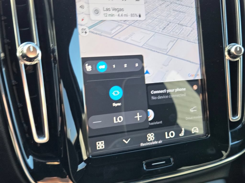 Certified 2023 Volvo XC40 Recharge Plus AWD/4WD image 28