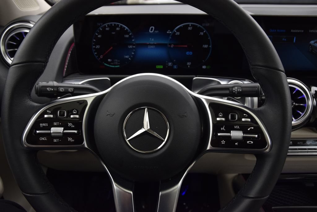 Certified 2023 Mercedes-Benz EQB 300 4MATIC w/ Exclusive Package image 23