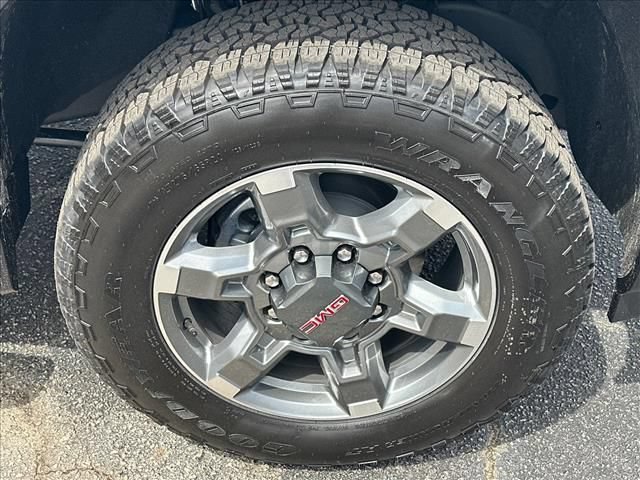 New 2026 GMC Sierra 2500 SLT w/ SLT Premium Package AWD/4WD image 14