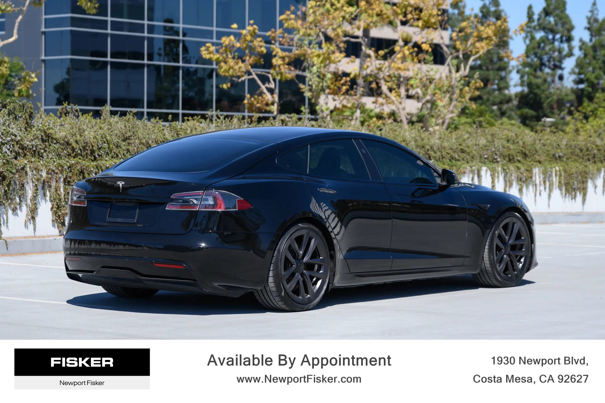 Used 2022 Tesla Model S Standard Range image 2
