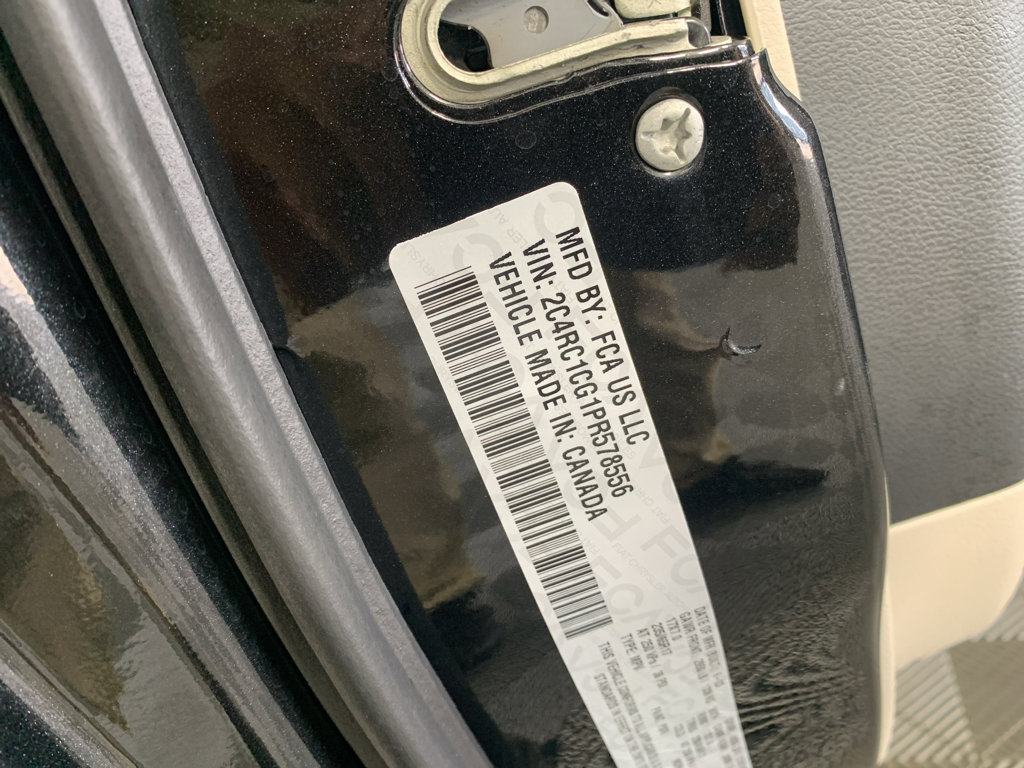 Used 2023 Chrysler Voyager LX FWD image 13