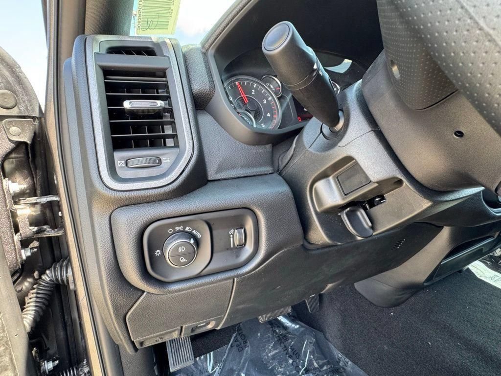 New 2025 RAM 2500 Tradesman AWD/4WD image 23