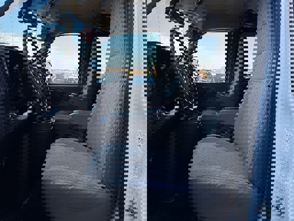 Used 2023 Chevrolet Express 3500 LT w/ LT Preferred Equipment Group image 12