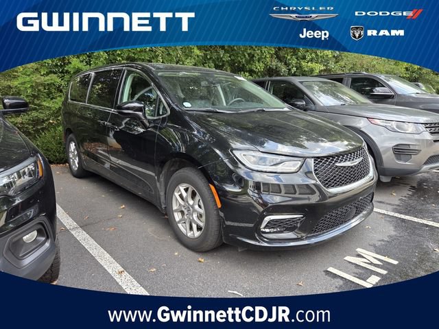 Used 2024 Chrysler Pacifica Touring-L FWD image 1
