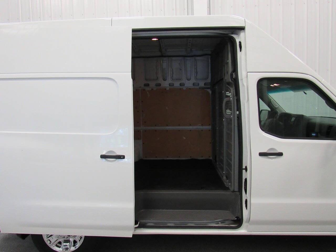 Used 2021 Nissan NV 2500 SV RWD image 20