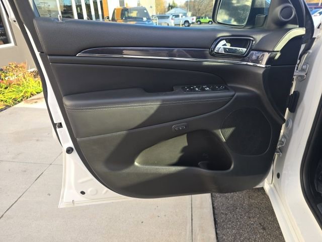 Certified 2020 Jeep Grand Cherokee Overland image 10