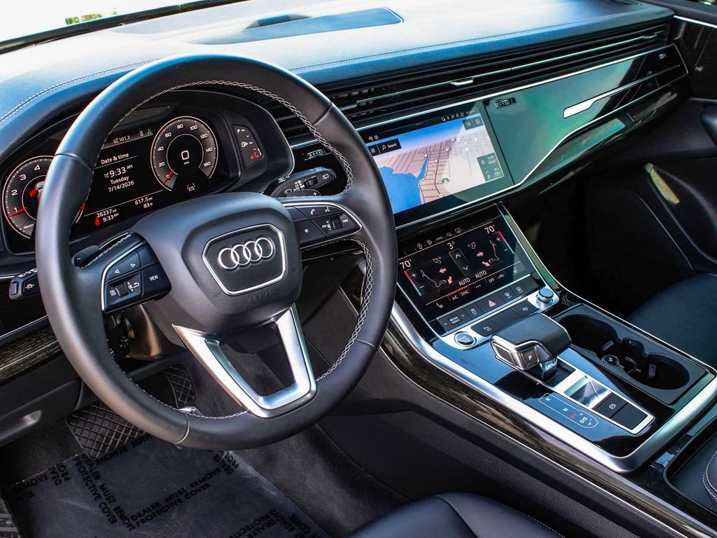 Used 2025 Audi Q7 2.0T Premium w/ Convenience Package AWD/4WD image 15
