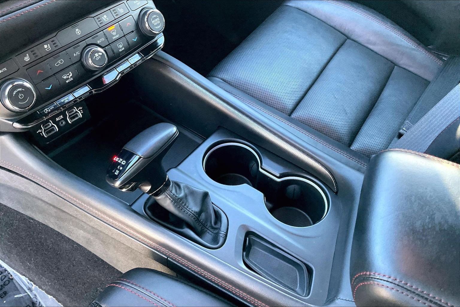 Used 2024 Dodge Durango GT image 18