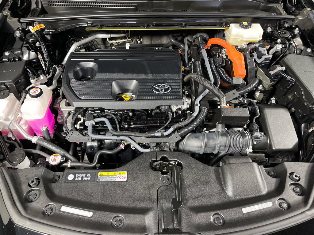 Certified 2025 Toyota Crown Signia AWD/4WD image 9