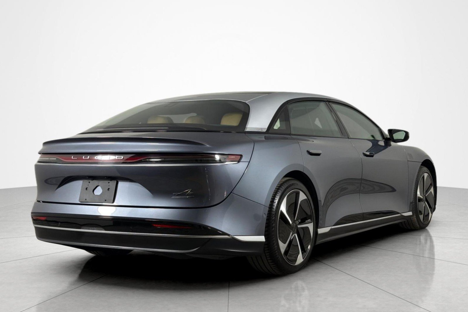 Used 2025 Lucid Air Touring AWD/4WD image 5