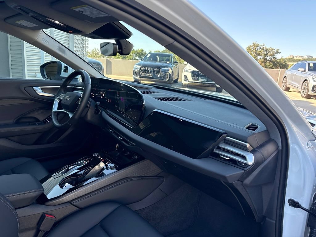Used 2025 Audi A5 2.0T Premium Plus w/ Premium Plus AWD/4WD image 17