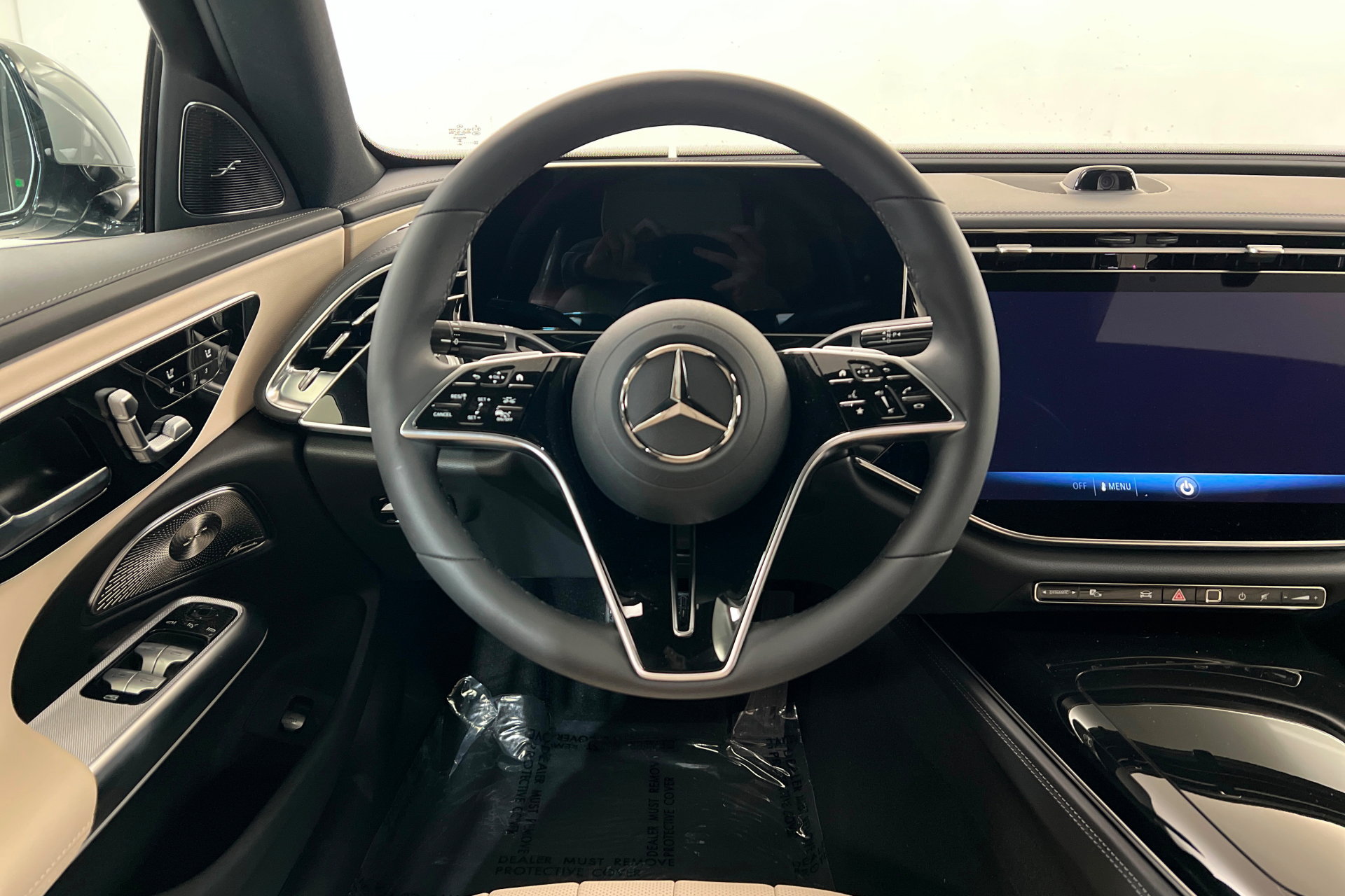 New 2026 Mercedes-Benz E 350 4MATIC Sedan image 12