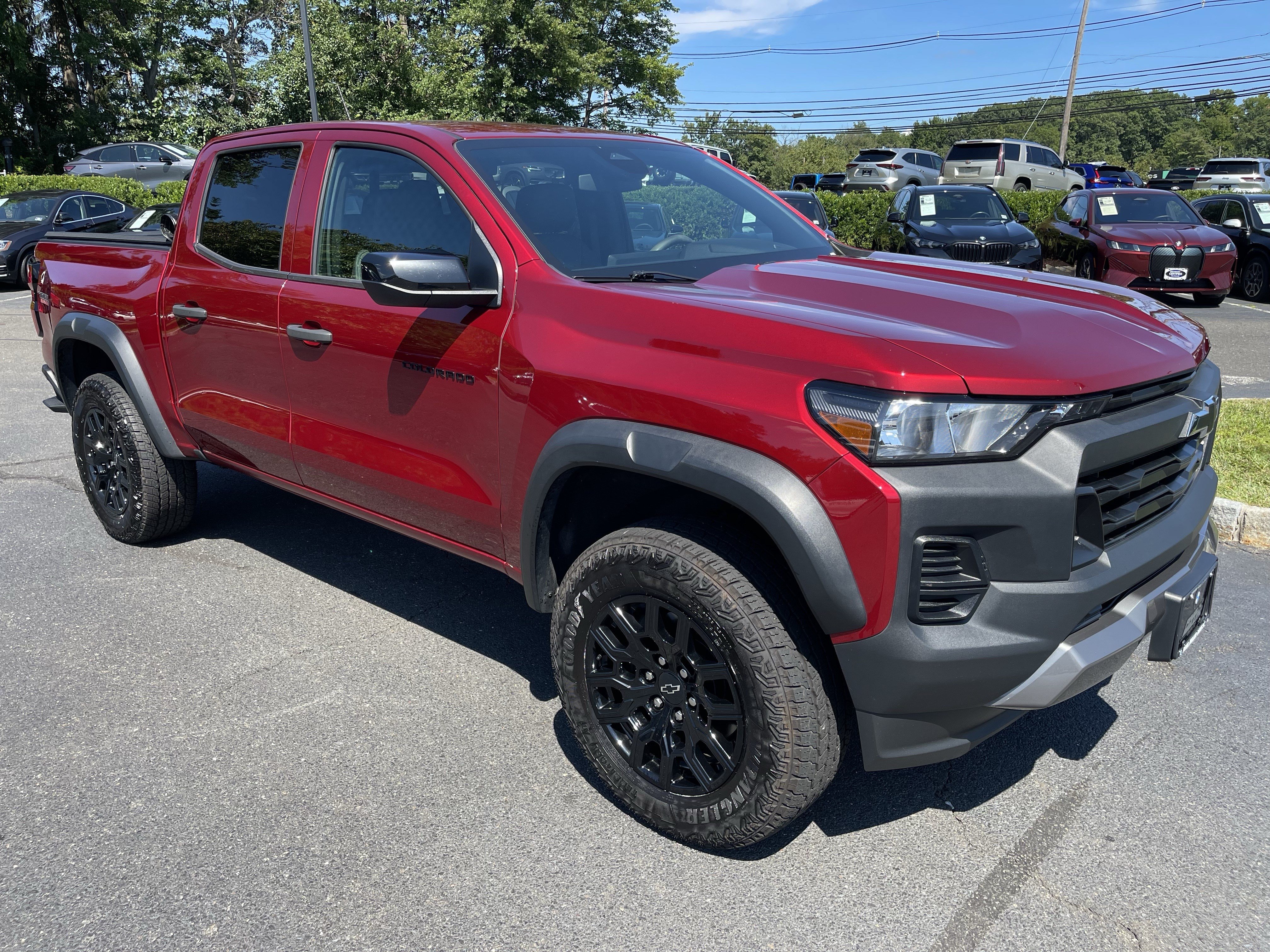 Used 2024 Chevrolet Colorado Trail Boss w/ Advanced Trailering Package AWD/4WD image 3