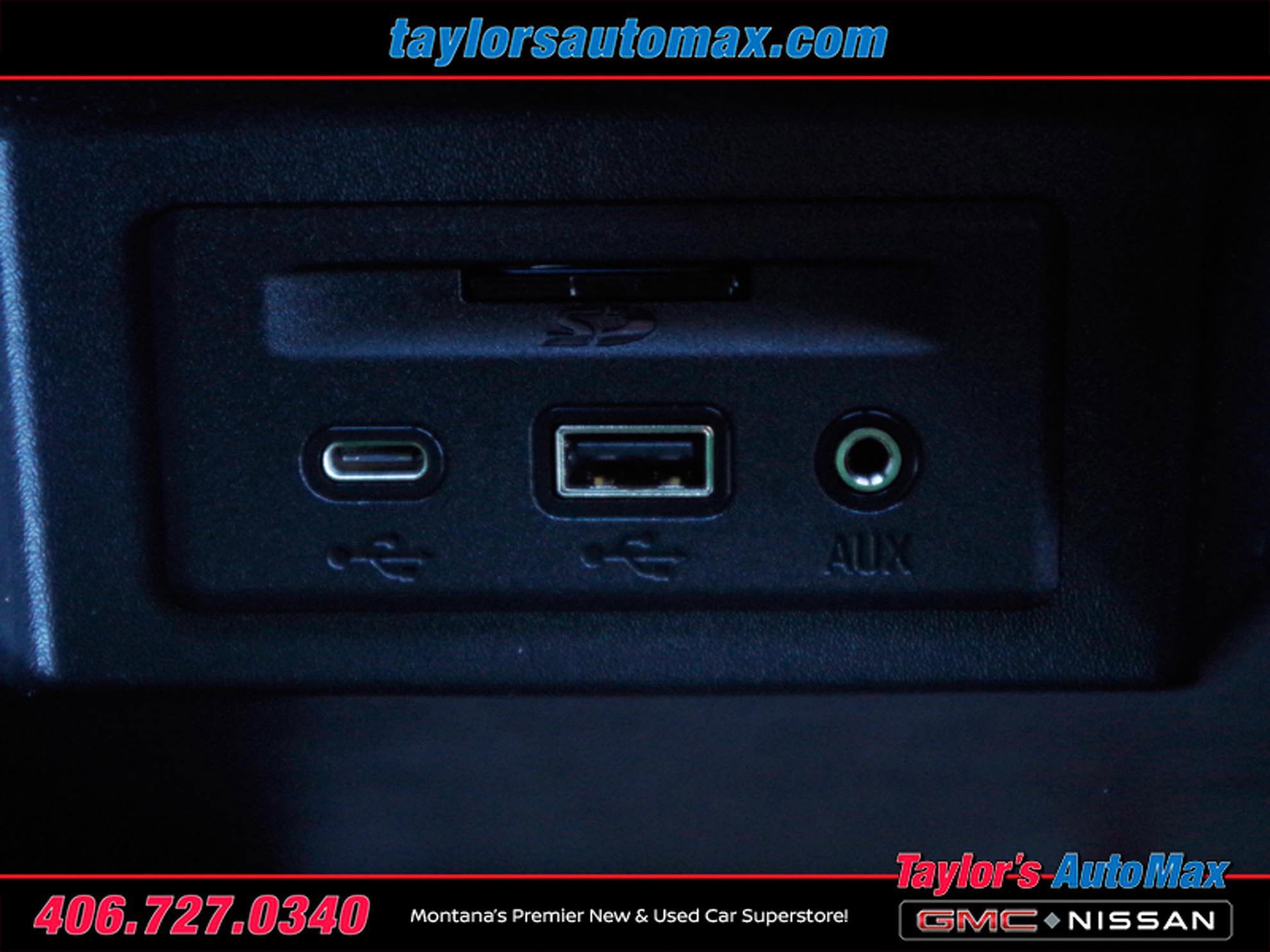 Used 2020 GMC Sierra 1500 AT4 w/ Technology Package image 31