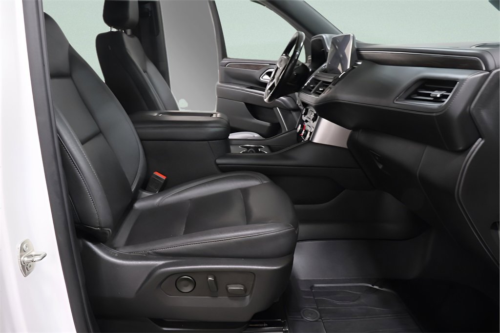 Used 2022 Chevrolet Tahoe LT w/ Luxury Package image 32