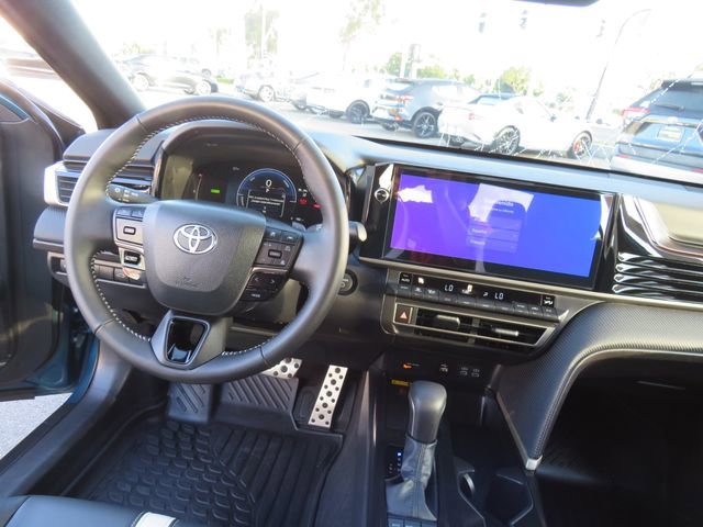 Certified 2025 Toyota Camry SE FWD image 21