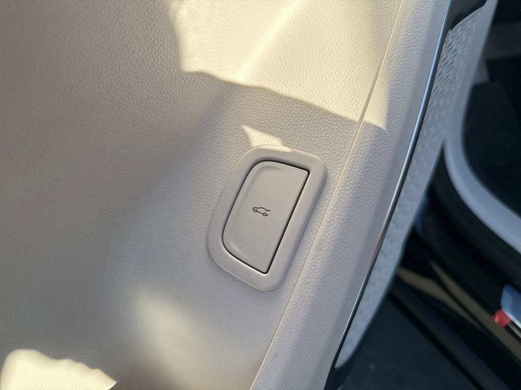 New 2026 Buick Enclave Avenir w/ Super Cruise Package image 25