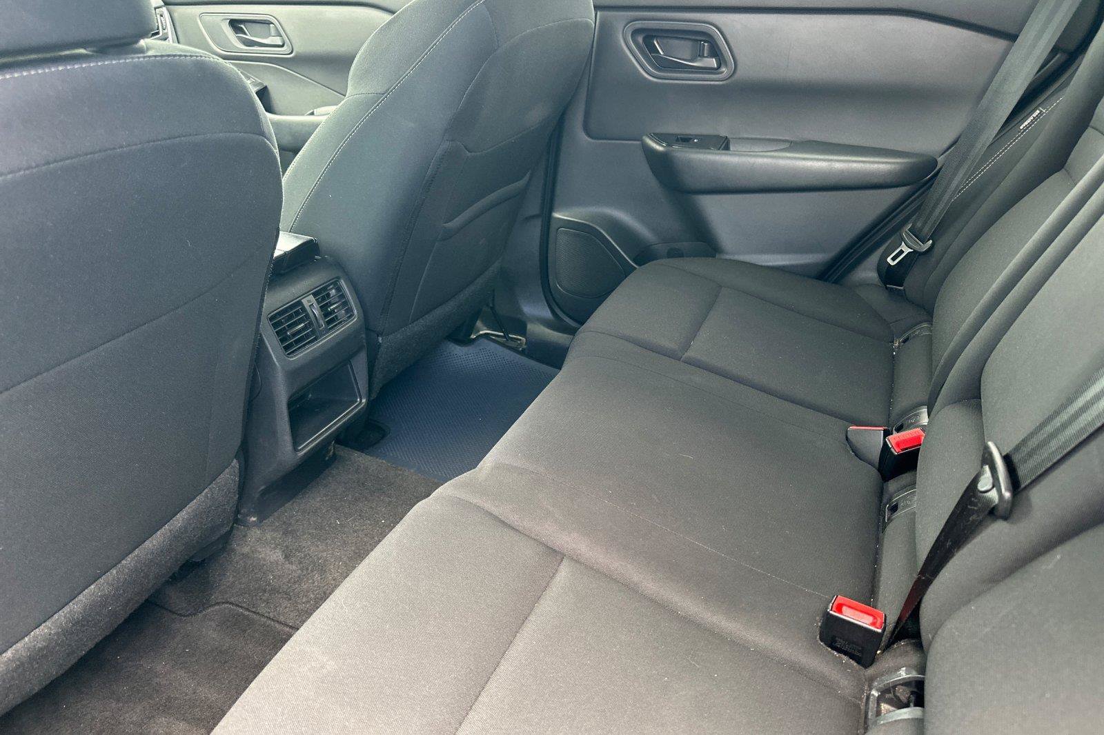Certified 2024 Nissan Rogue S FWD image 12